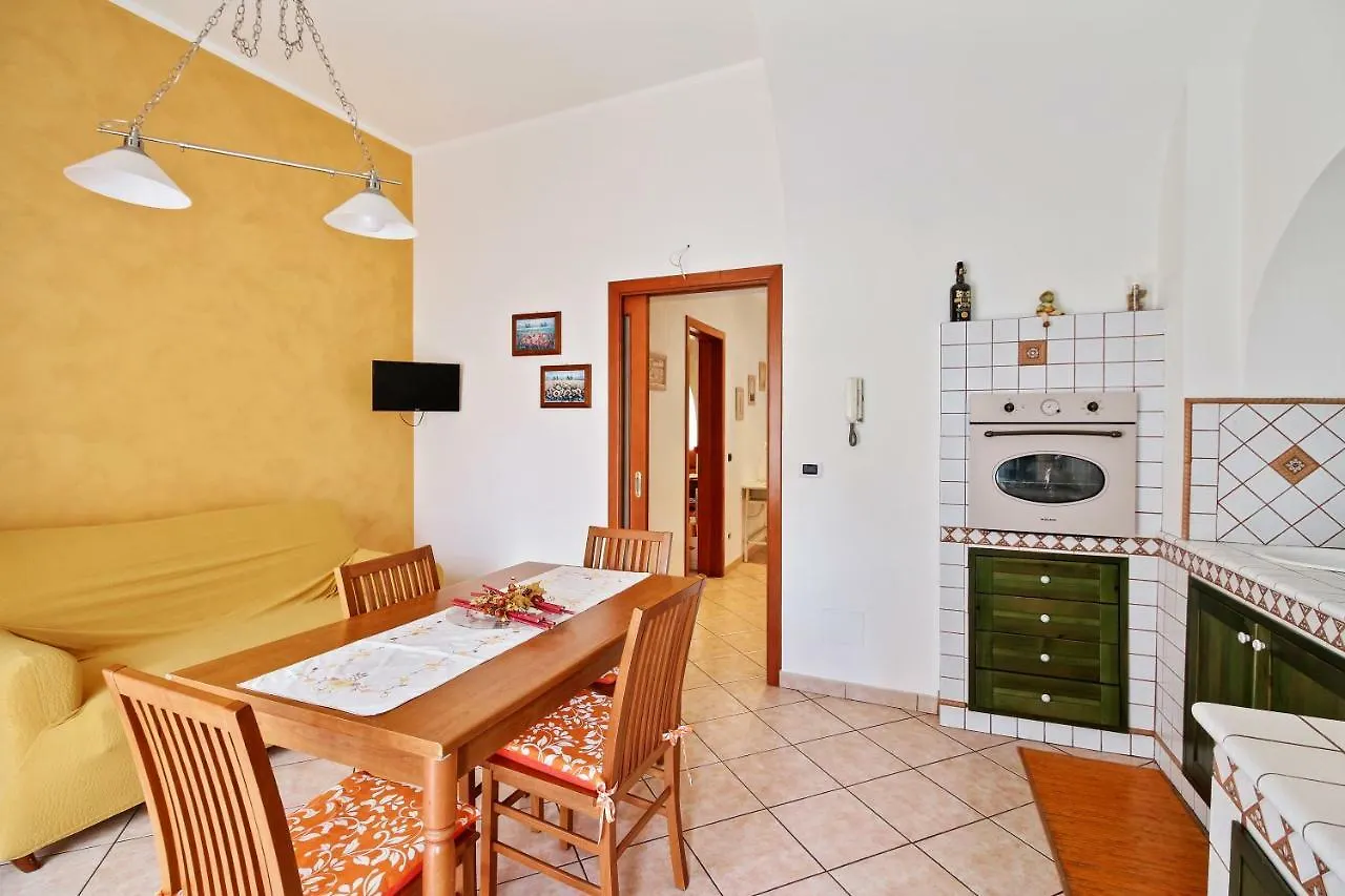 Central Balcony Apartment Catania