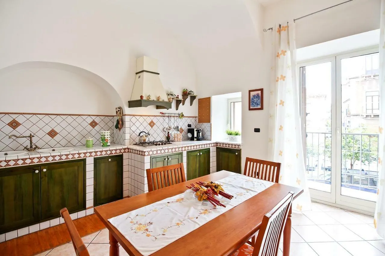 Central Balcony Apartment Catania Italy